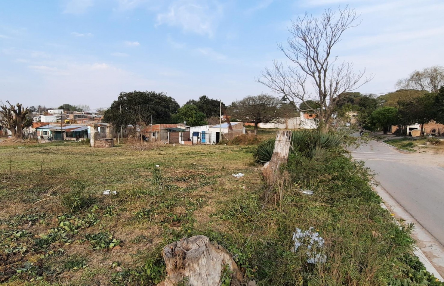 TERRENOS, de muchas medidas y precios, lotes con luz, agua, cloacas y dependiendo el frente asfalto tambien, CONSULTE OPCIONES