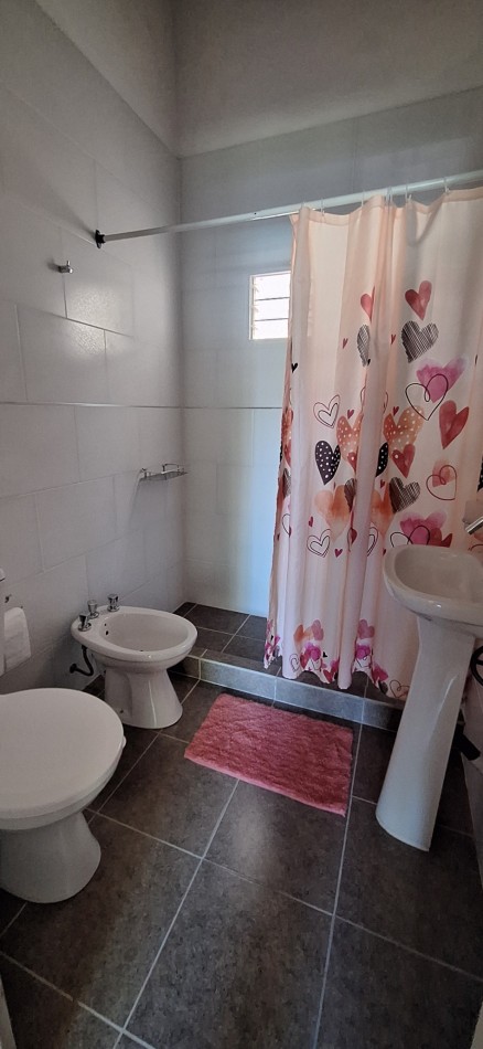 Venta importante complejo de cabañas, zona Abadia. Vistas al rio