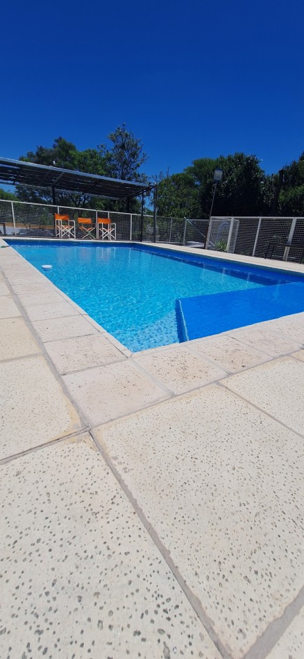 Venta importante complejo de cabañas, zona Abadia. Vistas al rio