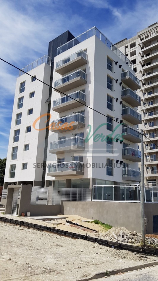 Depto. 1 dormitorio en Edif. Torre Chana piso 4 depto C balcon  vista al rio