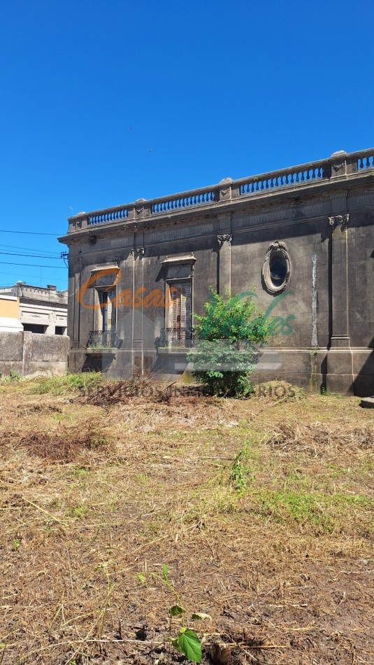 CASA ANTIGUA, la mas importante de Victoria por su antiguedad, medidas, ubicacion, historia..