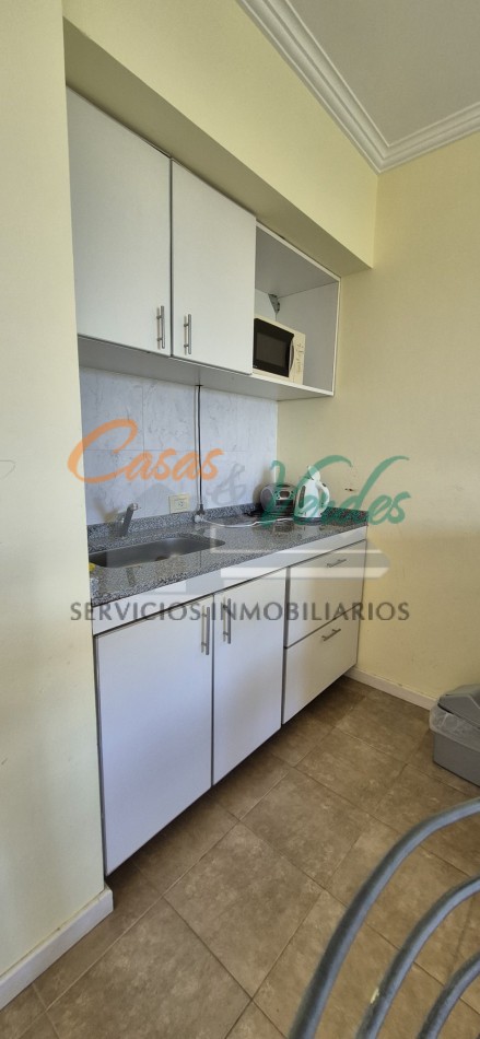 VENTA  monoambiente APTO TURISMO, con vista al rio y pileta