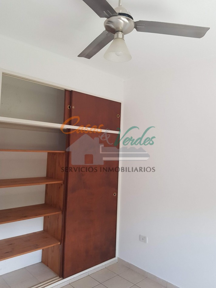 VENTA muy buen depto 2 dorm. en planta baja con patio