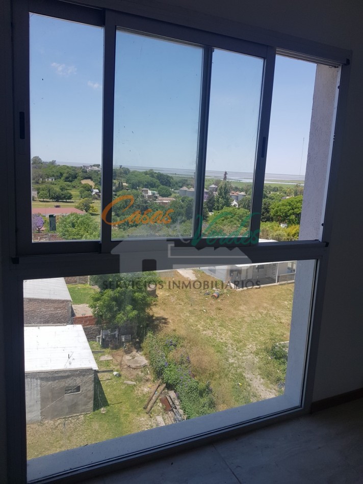 Depto. 1 dormitorio en Edif. Torre Chana piso 4 depto C balcon  vista al rio