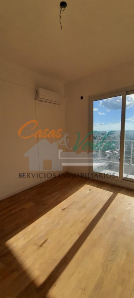 Entrega inmediata. EDIFICIO TANGO VICTORIA tipo A, mas de 100m2 cubiertos, 40m2 balcon, piso alto, impresionantes vistas del rio y la ciudad