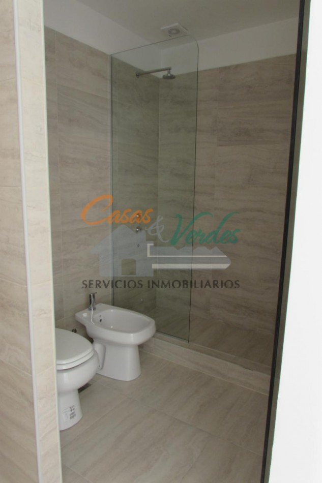 Entrega inmediata. EDIFICIO TANGO VICTORIA tipo A, mas de 100m2 cubiertos, 40m2 balcon, piso alto, impresionantes vistas del rio y la ciudad