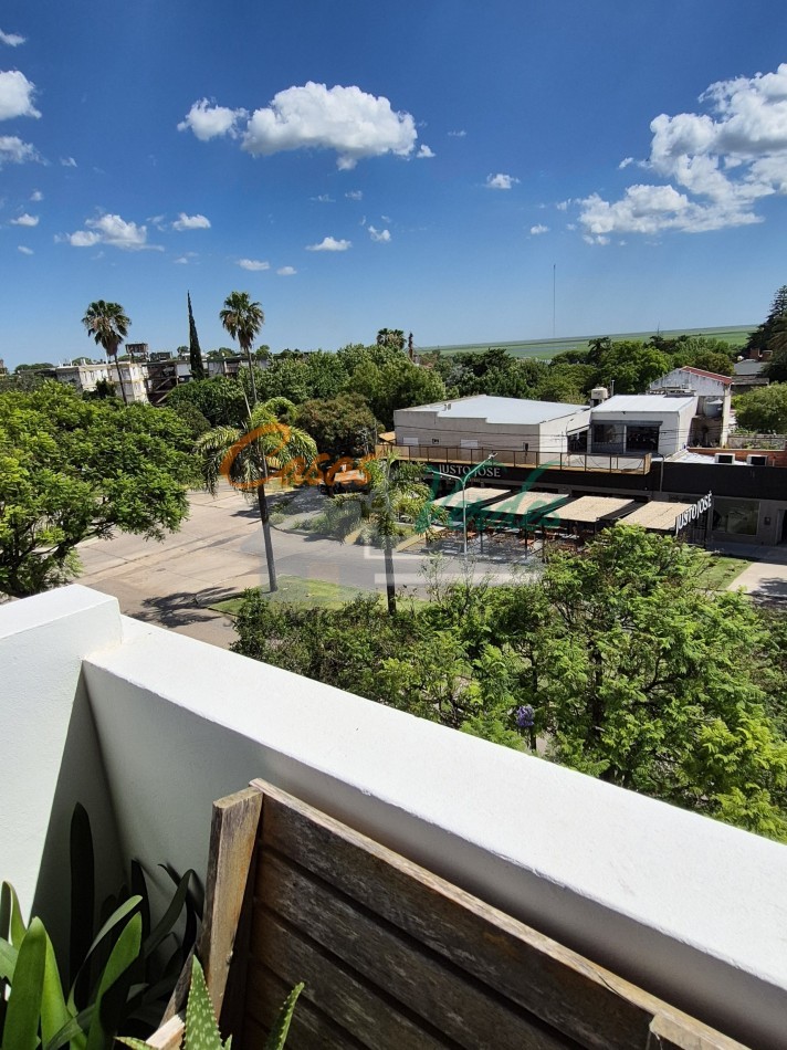 VENTA depto 1 dorm con balcon al Bvar. Moreno
