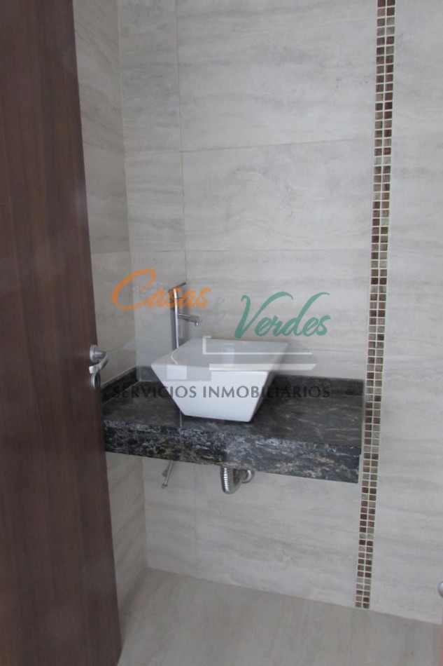 Entrega inmediata. EDIFICIO TANGO VICTORIA tipo A, mas de 100m2 cubiertos, 40m2 balcon, piso alto, impresionantes vistas del rio y la ciudad