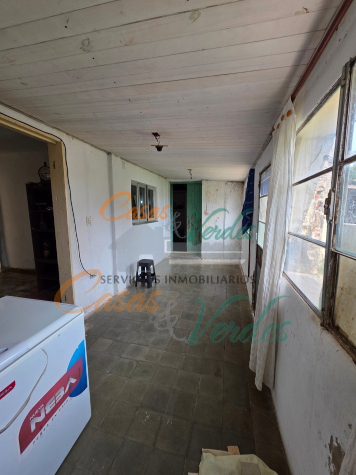 VENTA - Casa 3 dormitorios, patio, esquina