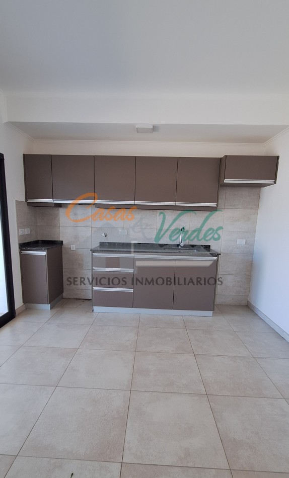 A ESTRENAR, hermosa casa dos. Dorm calle Rondeau y 3 de Febrero 