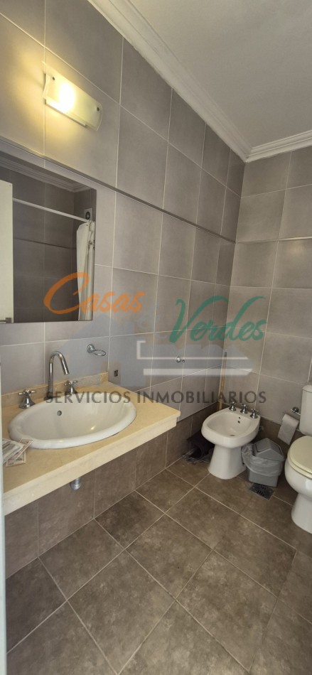 VENTA  monoambiente APTO TURISMO, con vista al rio y pileta