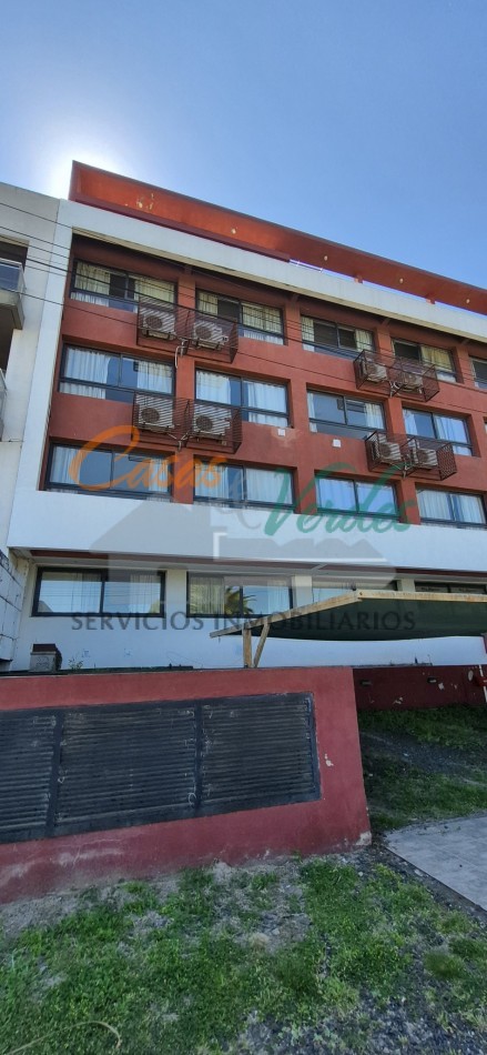 VENTA  monoambiente APTO TURISMO, con vista al rio y pileta