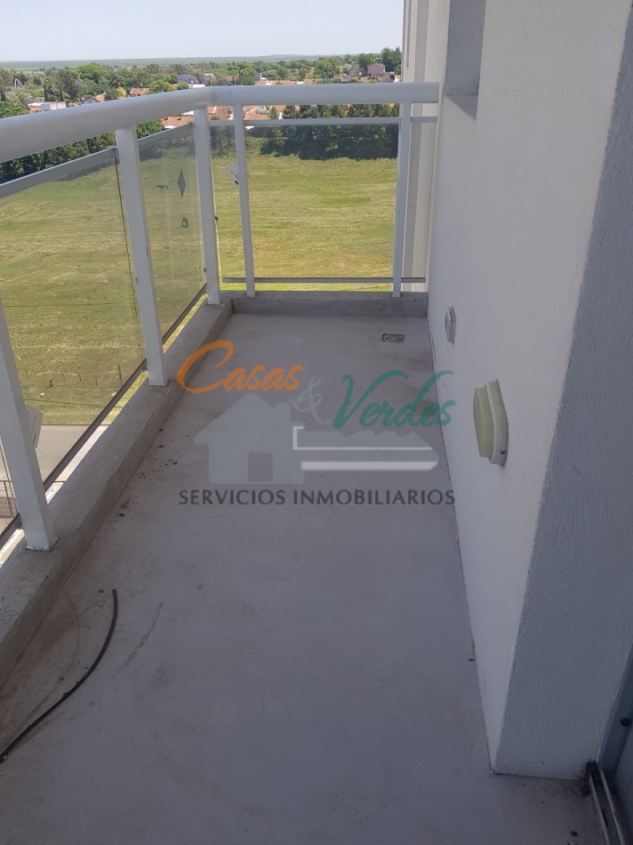 Depto. 1 dormitorio en Edif. Torre Chana piso 4 depto C balcon  vista al rio