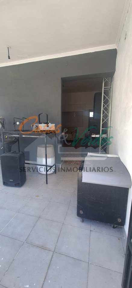 ALQUILER Entre Rios, Victoria, LOCAL CENTRICO