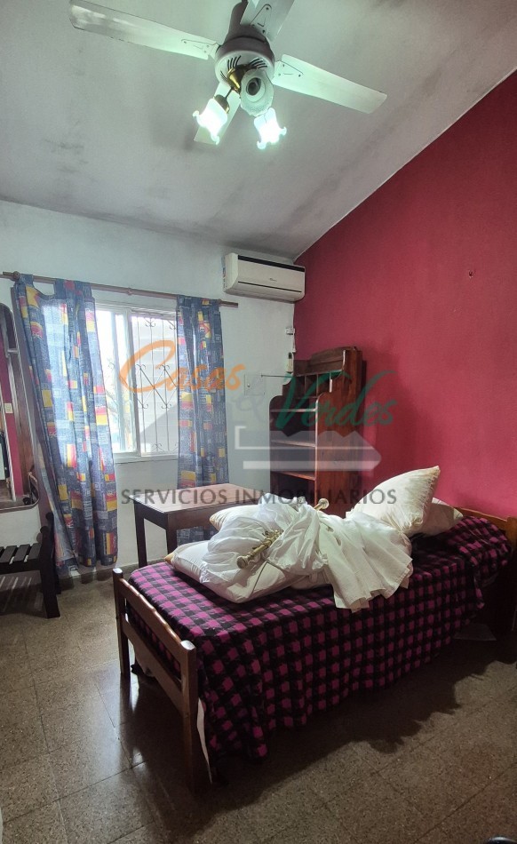VENTA, hermosa casa de 3 dormitorios, quincho, patio