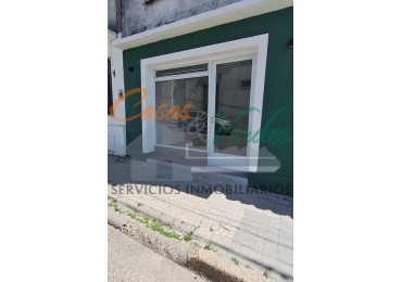 ALQUILER , local comercial CENTRICO pequeño
